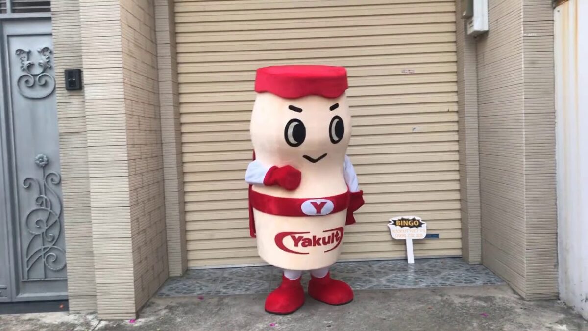 DrClean247 giặt mascot hộp sữa yakult