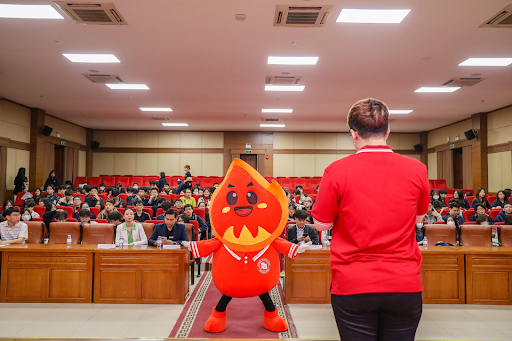 mẫu mascot ftu đại học ngoại thương